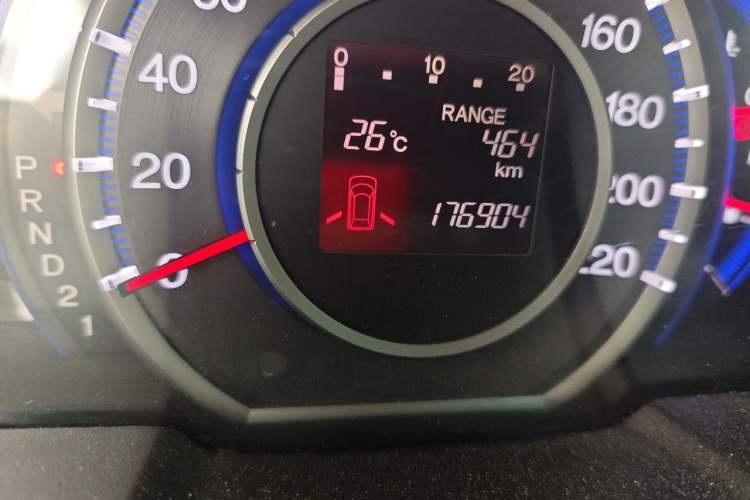 Used Honda Odyssey 2009 2.4L Luxury Edition Odometer Close Up
