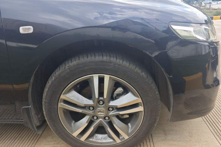 Used Honda Odyssey 2009 2.4L Luxury Edition Right Front Wheel Hub