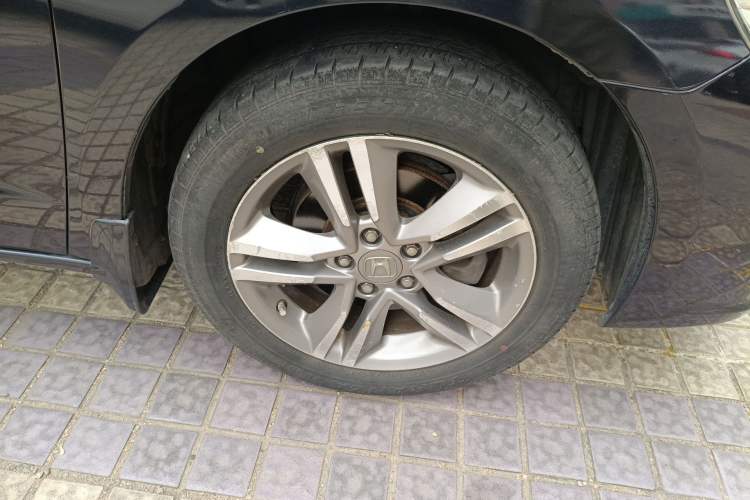 Used Honda Odyssey 2009 2.4L Luxury Edition Right Front Wheel Hub