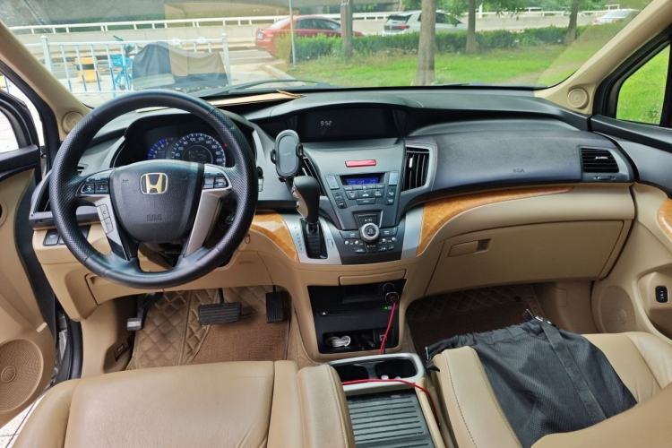Used Honda Odyssey 2009 2.4L Luxury Edition Center Console