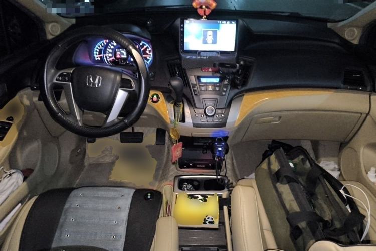 Used Honda Odyssey 2009 2.4L Comfort Edition Center Console