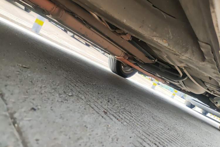 Used Honda Odyssey 2009 2.4L Leading Edition Chassis Front Left