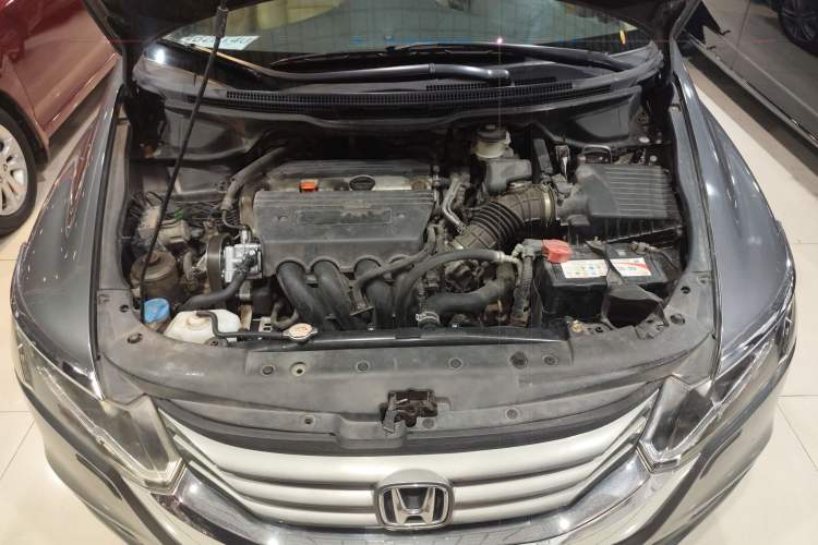 Used Honda Odyssey 2009 2.4L Luxury Edition Engine Bay