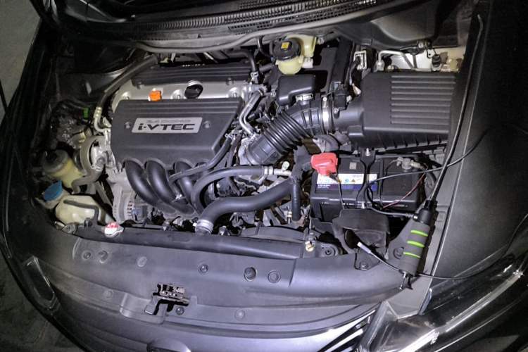 Used Honda Odyssey 2009 2.4L Comfort Edition Engine Bay Left