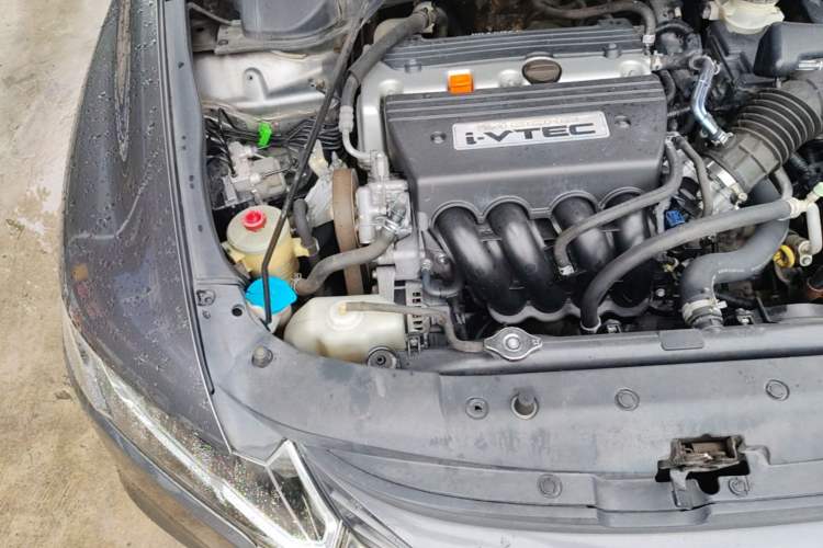 Used Honda Odyssey 2009 2.4L Comfort Edition Engine Bay Right