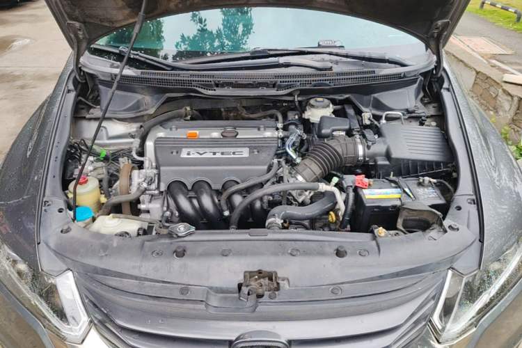 Used Honda Odyssey 2009 2.4L Comfort Edition Engine Bay