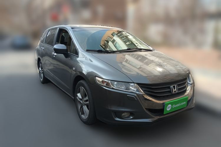 Used Honda Odyssey 2009 2.4L Luxury Edition Front Right 45 Deg
