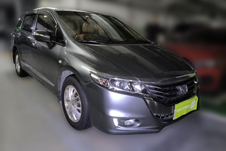 Used Honda Odyssey 2009 2.4L Comfort Edition Front Right 45 Deg