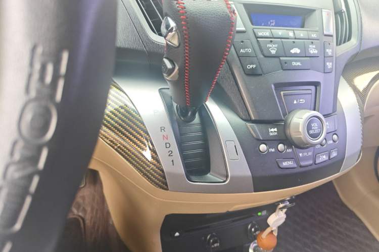 Used Honda Odyssey 2009 2.4L Luxury Edition Gear Lever