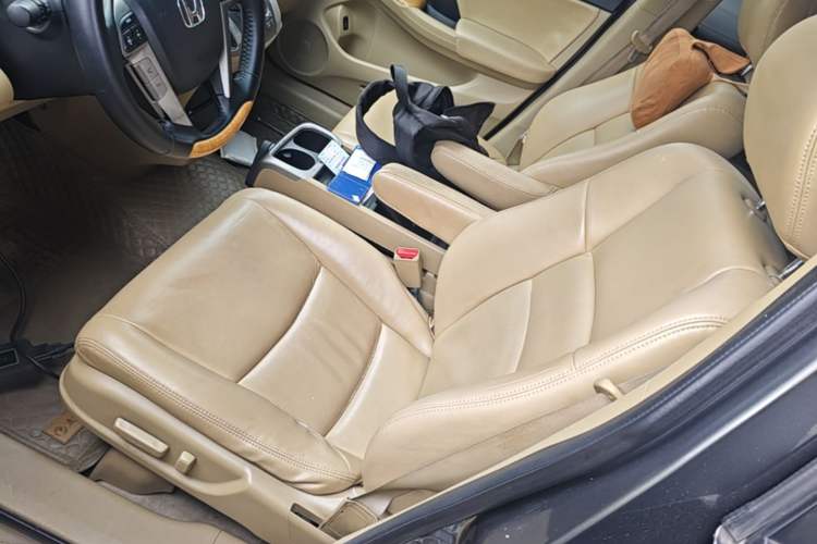 Used Honda Odyssey 2009 2.4L Luxury Edition Left Front Seat