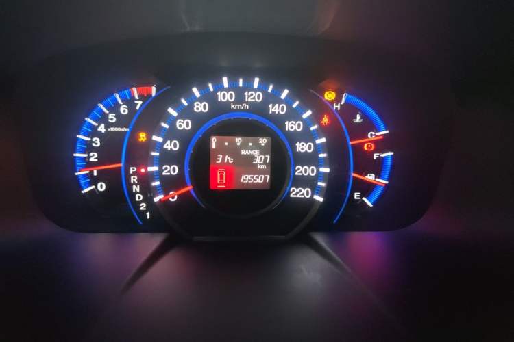 Used Honda Odyssey 2009 2.4L Luxury Edition Odometer Close Up