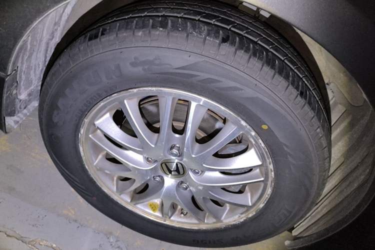 Used Honda Odyssey 2009 2.4L Comfort Edition Right Front Wheel Hub