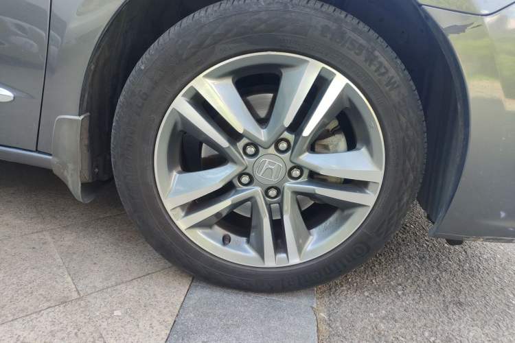 Used Honda Odyssey 2009 2.4L Luxury Edition Right Front Wheel Hub