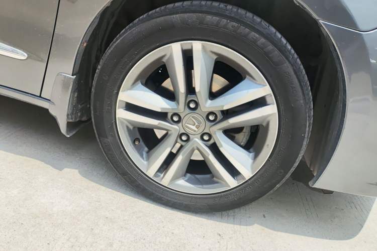 Used Honda Odyssey 2009 2.4L Leading Edition Right Front Wheel Hub