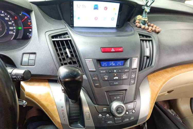 Used Honda Odyssey 2009 2.4L Luxury Edition Audio And AC Panel