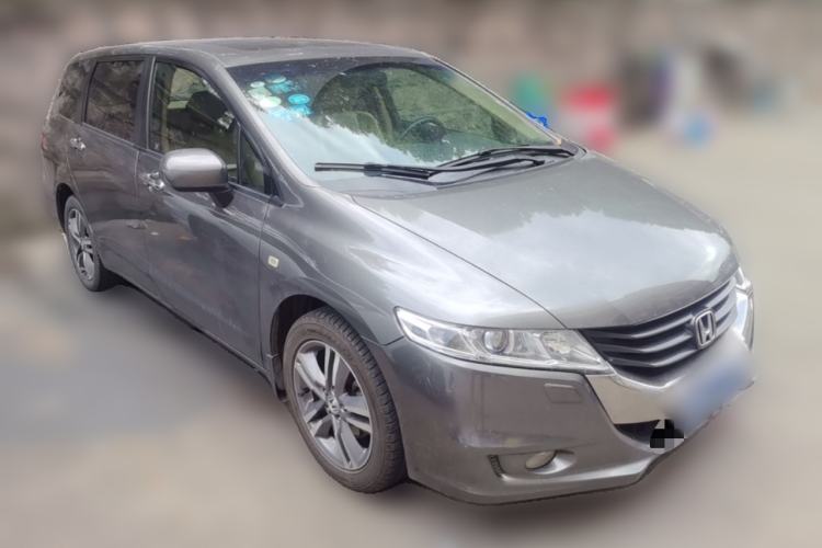 Used Honda Odyssey 2009 2.4L Luxury Edition Front Right 45 Deg