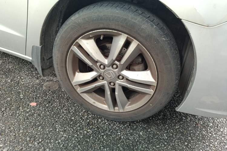Used Honda Odyssey 2009 2.4L Luxury Edition Right Front Wheel Hub
