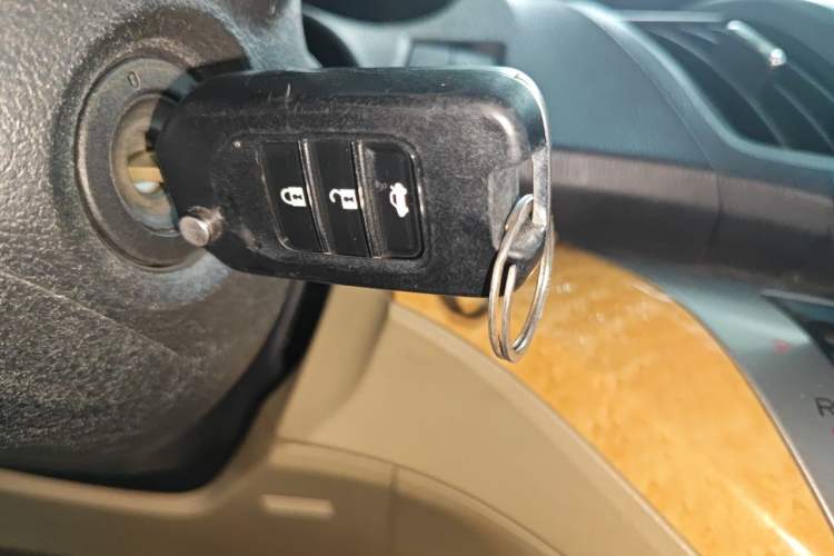 Used Honda Odyssey 2009 2.4L Luxury Edition Vehicle Key