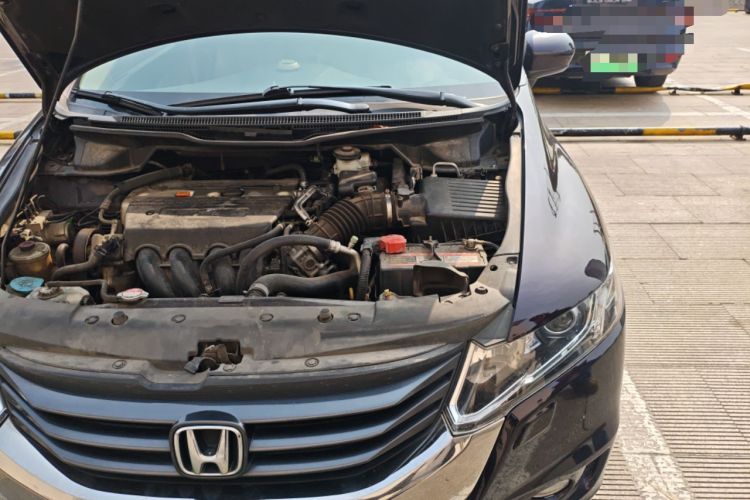 Used Honda Odyssey 2009 2.4L Luxury Edition Engine Bay Left