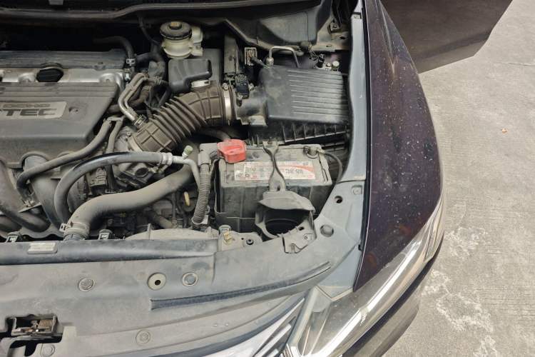 Used Honda Odyssey 2009 2.4L Comfort Edition Engine Bay Left