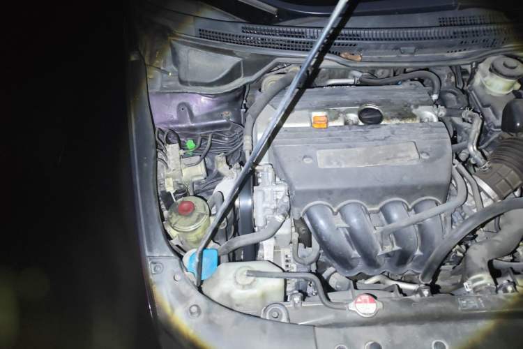 Used Honda Odyssey 2009 2.4L Luxury Edition Engine Bay Right