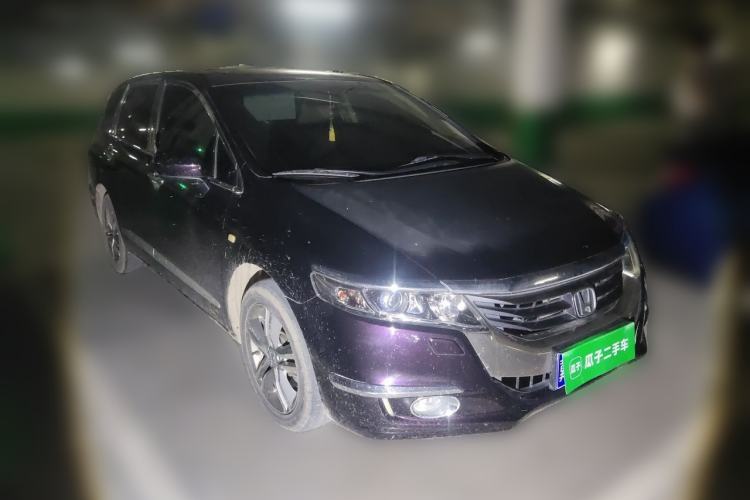 Used Honda Odyssey 2009 2.4L Luxury Edition Front Right 45 Deg