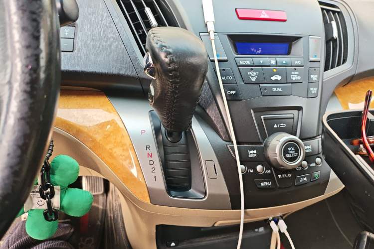 Used Honda Odyssey 2009 2.4L Luxury Edition Gear Lever