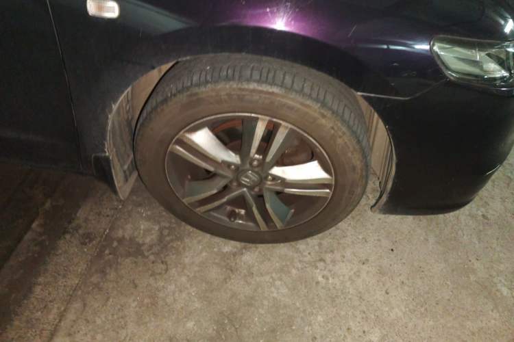 Used Honda Odyssey 2009 2.4L Luxury Edition Right Front Wheel Hub