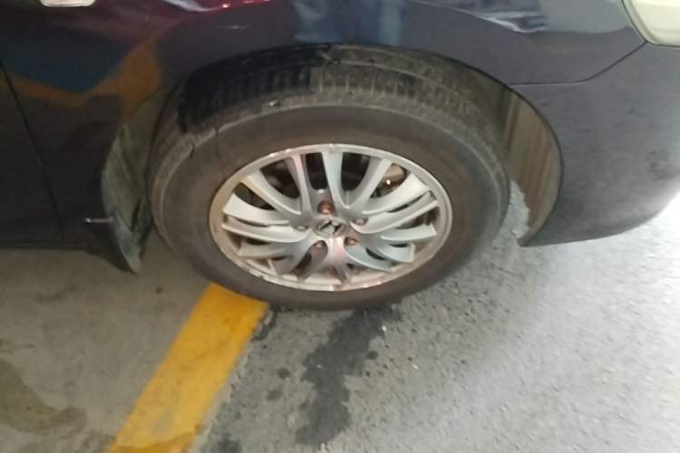 Used Honda Odyssey 2009 2.4L Comfort Edition Right Front Wheel Hub