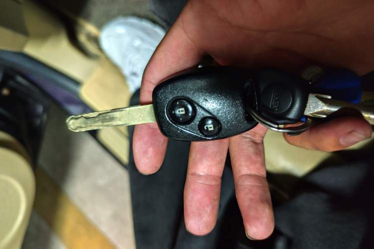 Used Honda Odyssey 2009 2.4L Luxury Edition Vehicle Key