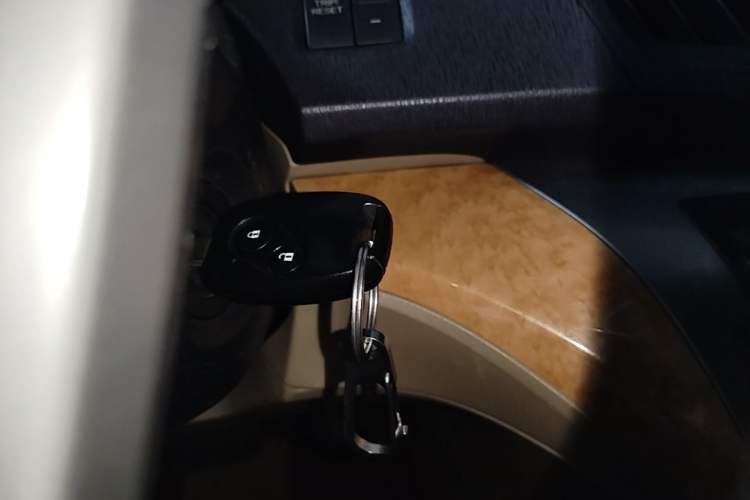 Used Honda Odyssey 2009 2.4L Comfort Edition Vehicle Key
