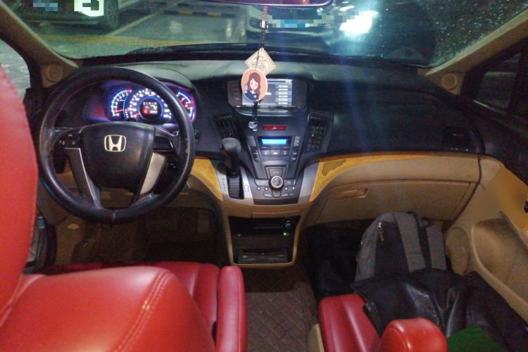 Used Honda Odyssey 2009 2.4L Comfort Edition Center Console