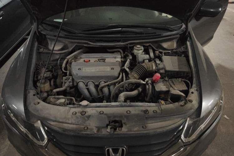 Used Honda Odyssey 2009 2.4L Comfort Edition Engine Bay