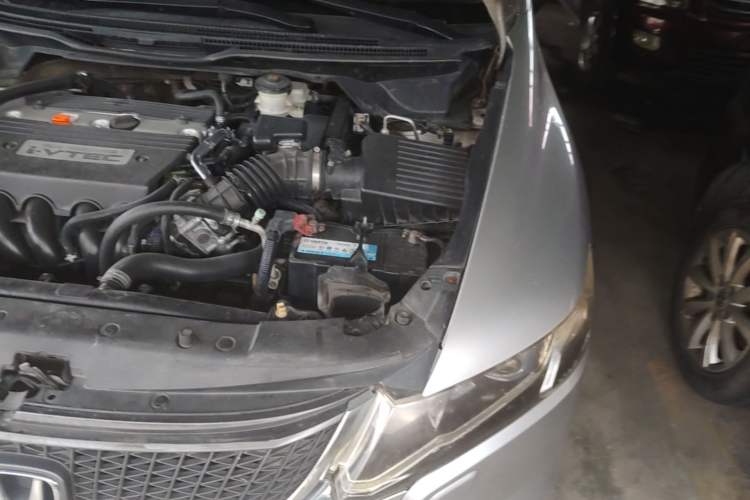 Used Honda Odyssey 2009 2.4L Luxury Edition Engine Bay Left