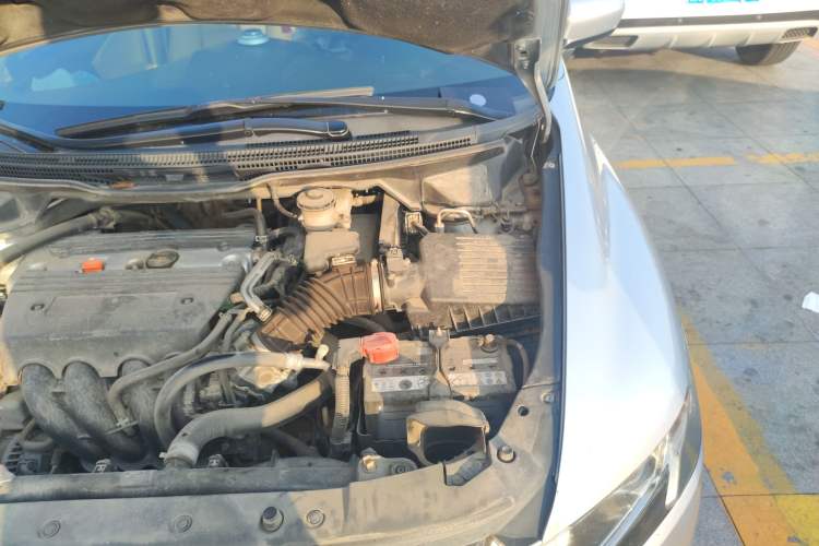 Used Honda Odyssey 2009 2.4L Luxury Edition Engine Bay Left