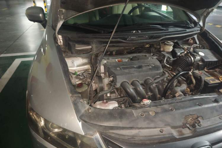 Used Honda Odyssey 2009 2.4L Comfort Edition Engine Bay Right