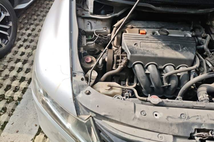 Used Honda Odyssey 2009 2.4L Luxury Edition Engine Bay Right