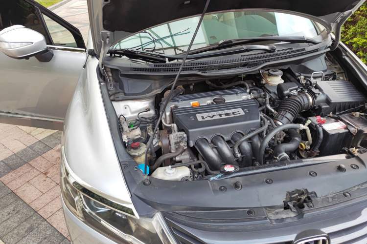 Used Honda Odyssey 2009 2.4L Leading Edition Engine Bay Right