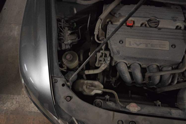 Used Honda Odyssey 2009 2.4L Comfort Edition Engine Bay Right