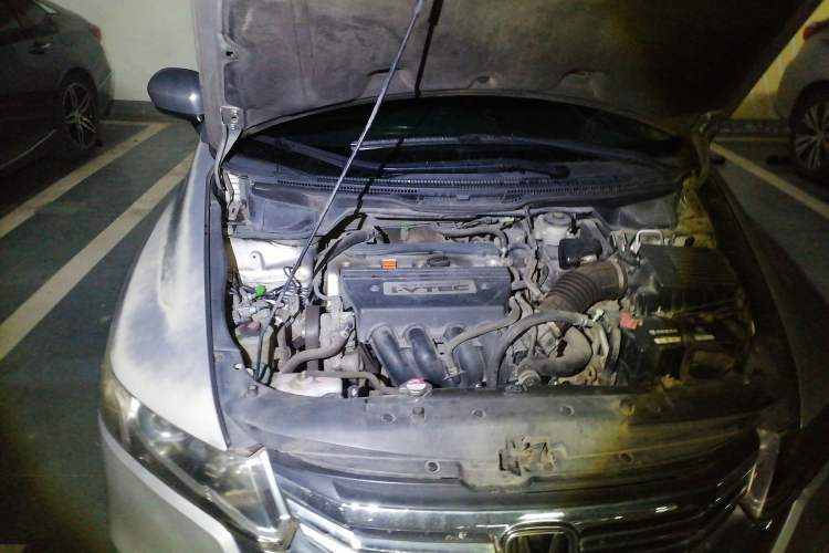 Used Honda Odyssey 2009 2.4L Comfort Edition Engine Bay Right