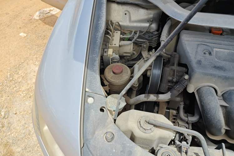 Used Honda Odyssey 2009 2.4L Luxury Edition Engine Bay Right