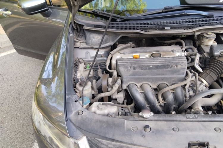 Used Honda Odyssey 2009 2.4L Luxury Edition Engine Bay Right