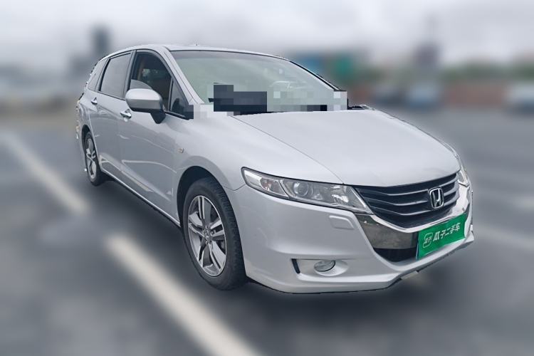 Used Honda Odyssey 2009 2.4L Luxury Edition Front Right 45 Deg