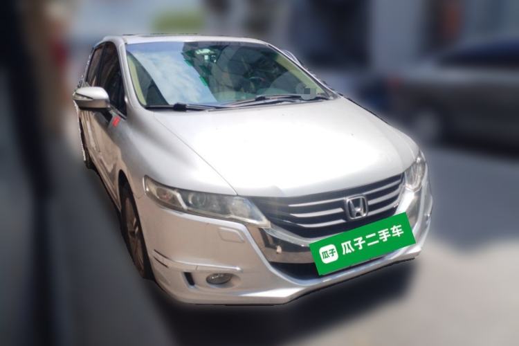 Used Honda Odyssey 2009 2.4L Leading Edition Front Right 45 Deg