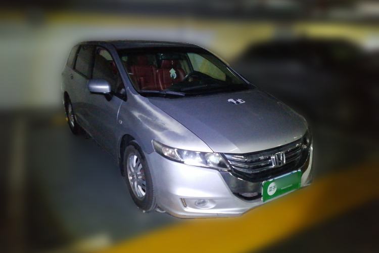 Used Honda Odyssey 2009 2.4L Comfort Edition Front Right 45 Deg
