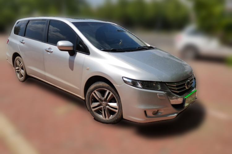 Used Honda Odyssey 2009 2.4L Comfort Edition Front Right 45 Deg