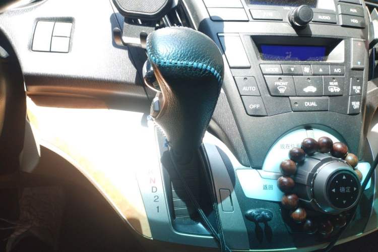 Used Honda Odyssey 2009 2.4L Leading Edition Gear Lever