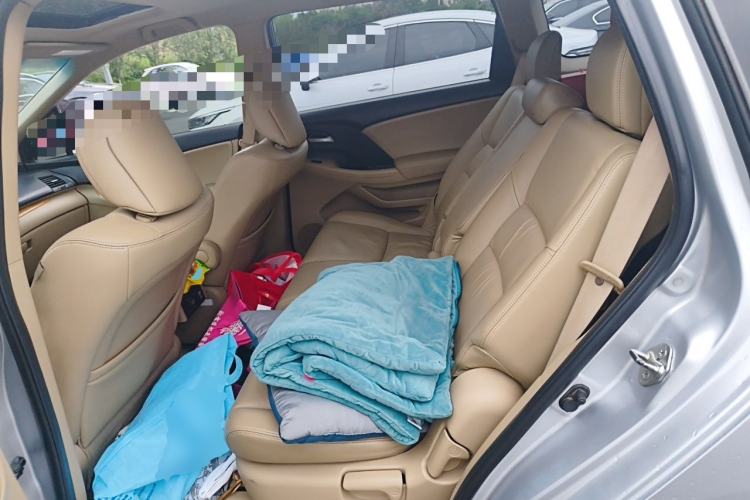 Used Honda Odyssey 2009 2.4L Luxury Edition Left Rear Seat
