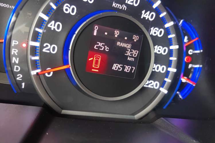 Used Honda Odyssey 2009 2.4L Leading Edition Odometer Close Up