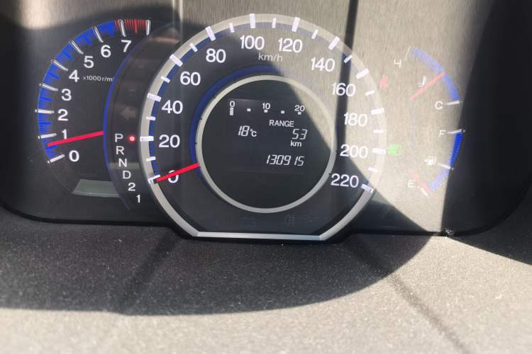 Used Honda Odyssey 2009 2.4L Comfort Edition Odometer Close Up